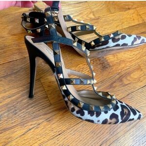 Valentino Garavani Rockstud Animal Print Rare Pointed Heels 10 US Women